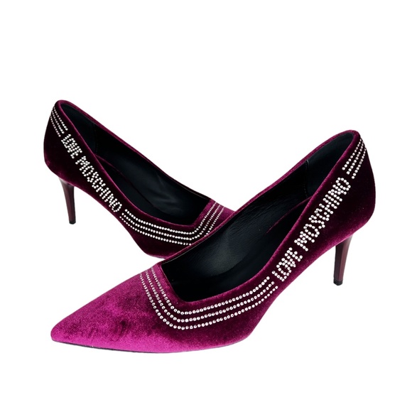 Love Moschino Pointed Court Velvet Pumps Burgundy Rhinestone VELLUTO BORDEAUX